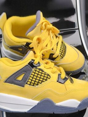 Nike Air Jordan 4 Retro TD Lightning Yellow Gray Kid's Size 9c